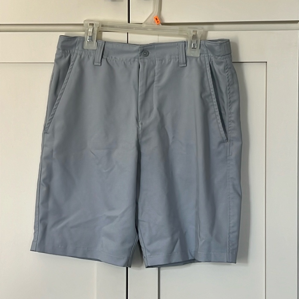Youth large Under Armour golf shorts